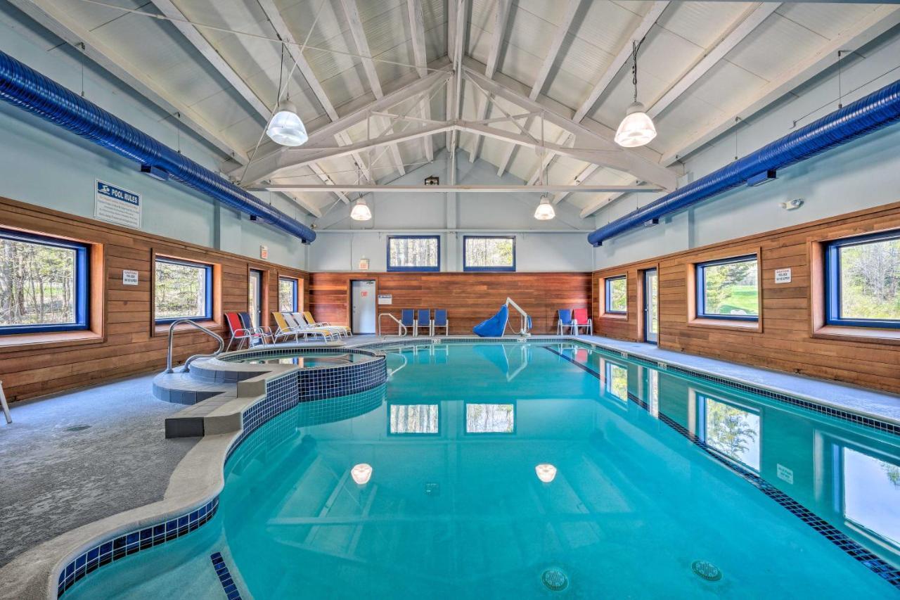Timber Creek Townhome With 2 Decks And Mtn Views! West Dover Buitenkant foto