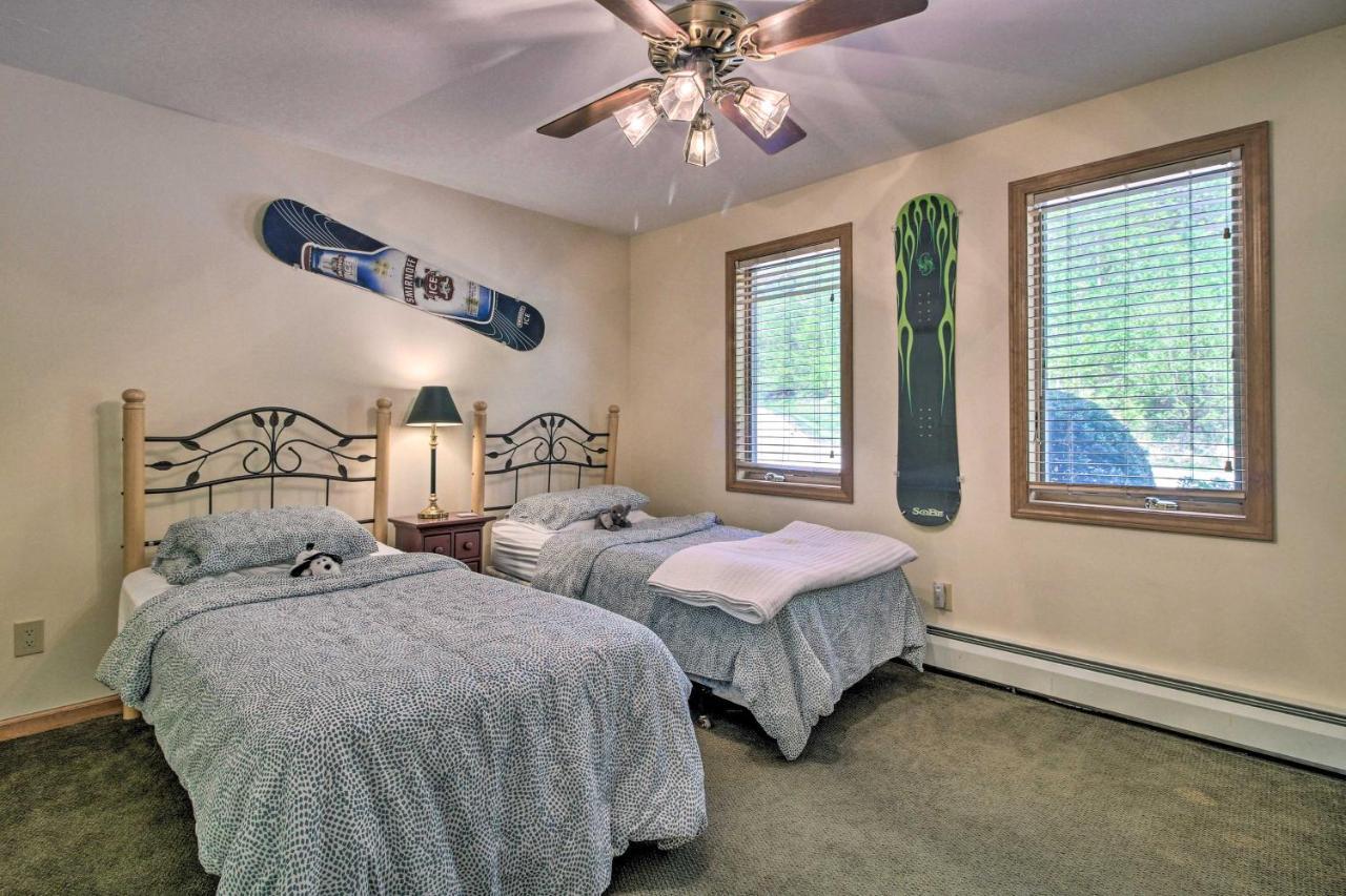 Timber Creek Townhome With 2 Decks And Mtn Views! West Dover Buitenkant foto