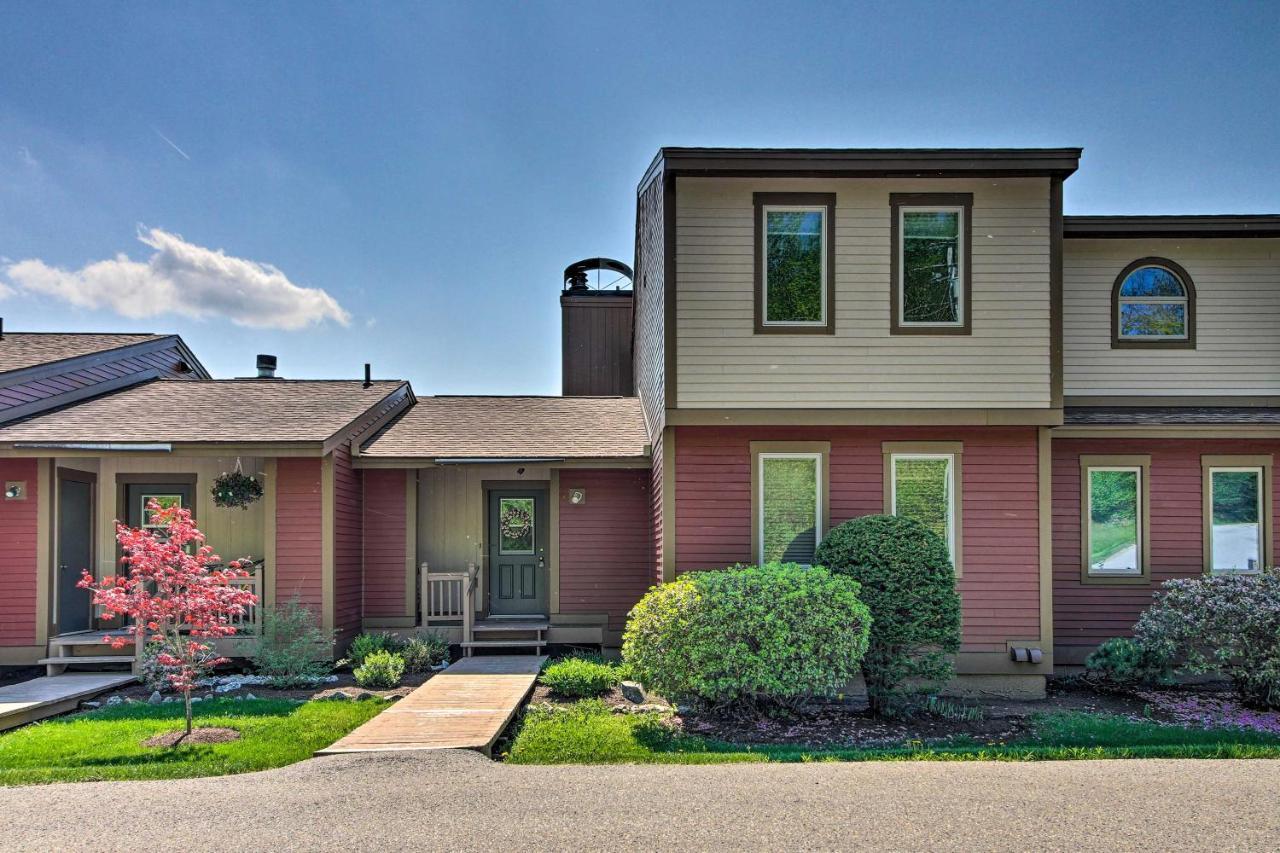 Timber Creek Townhome With 2 Decks And Mtn Views! West Dover Buitenkant foto