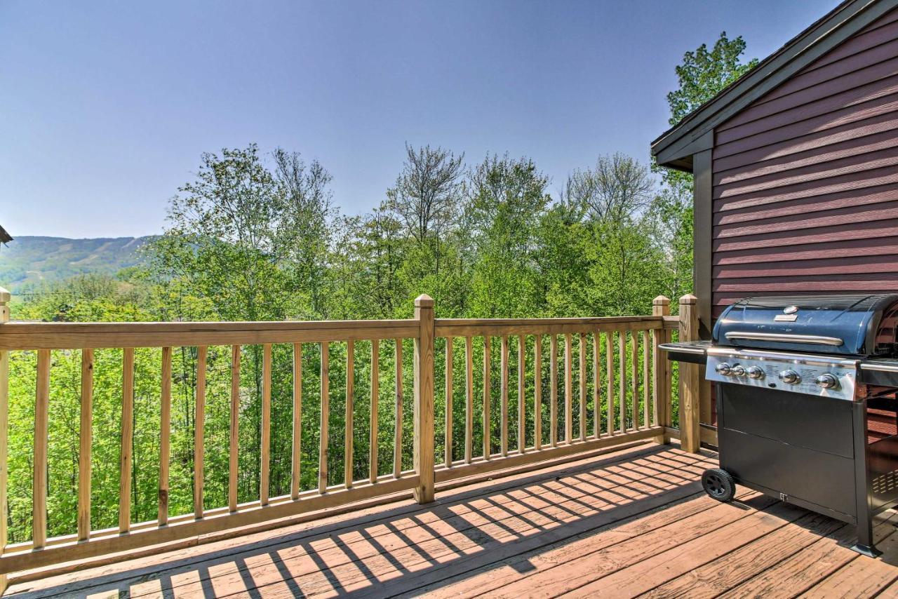 Timber Creek Townhome With 2 Decks And Mtn Views! West Dover Buitenkant foto